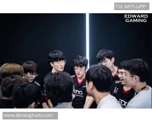 EDG以73分稳居冠军杯积分榜首位其他战队紧追不舍