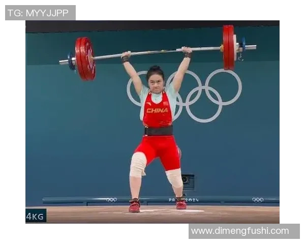 举重运动员的坚持与突破：从训练到赛场的力量之路
